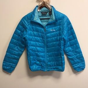 Marmot women’s puffy jacket.